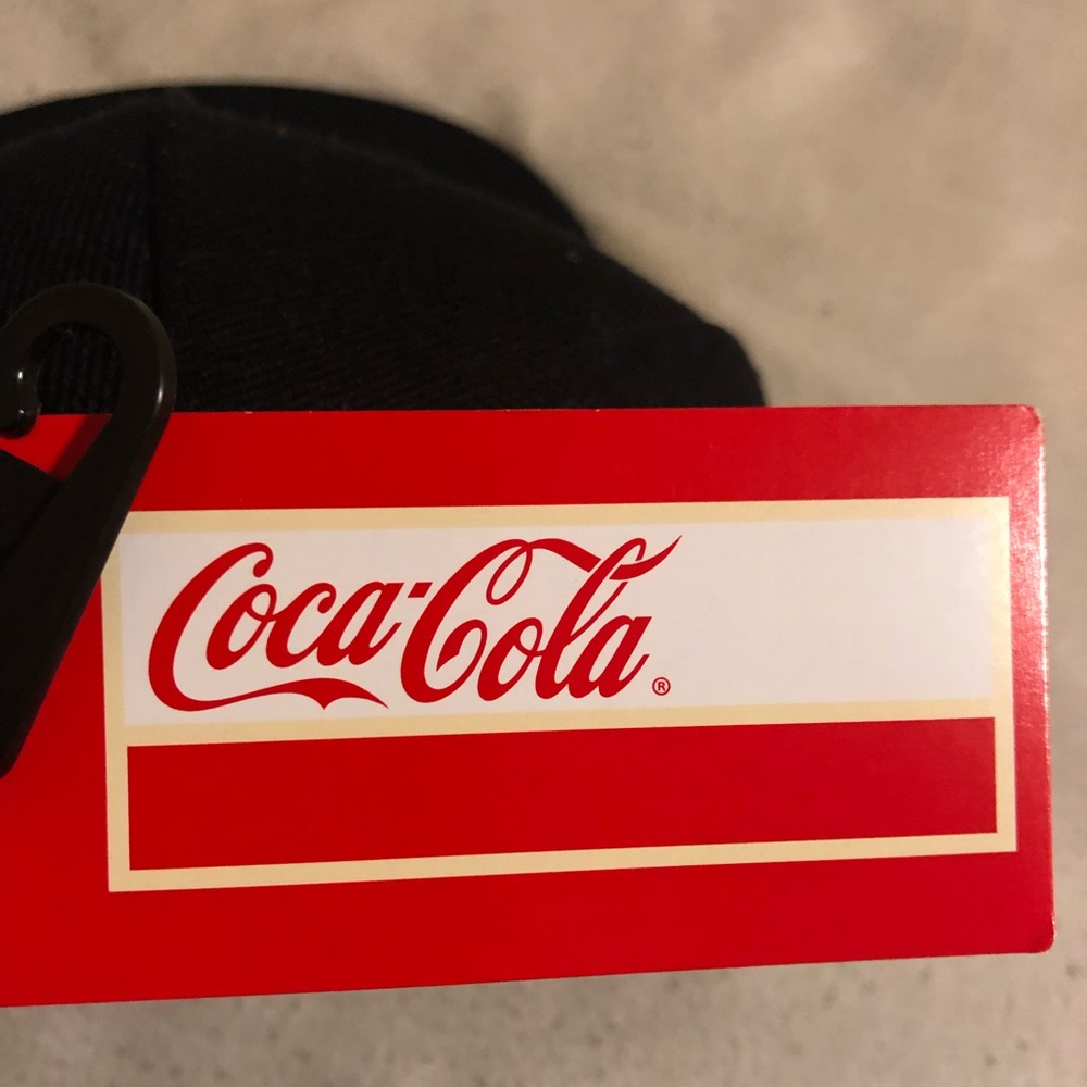 COCA - COLA BLACK SNAPBACK HAT - Picture 2 of 3
